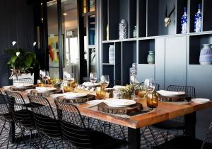 DIVAN HOTEL