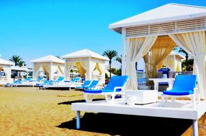 TITANIC BEACH HOTEL LARA