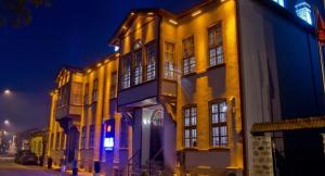 HICH HOTEL