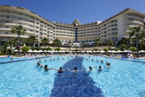 BOOK SAPHIR RESORT
